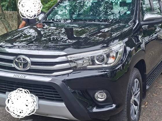TOYOTA HILUX 2.8 SRX 4X4 CD 16V DIESEL 4P AUTOMÁTICO TOYOTA HILUX 2.8 SRX 4X4 CD 16V DIESEL 4P AUTOMÁTICO